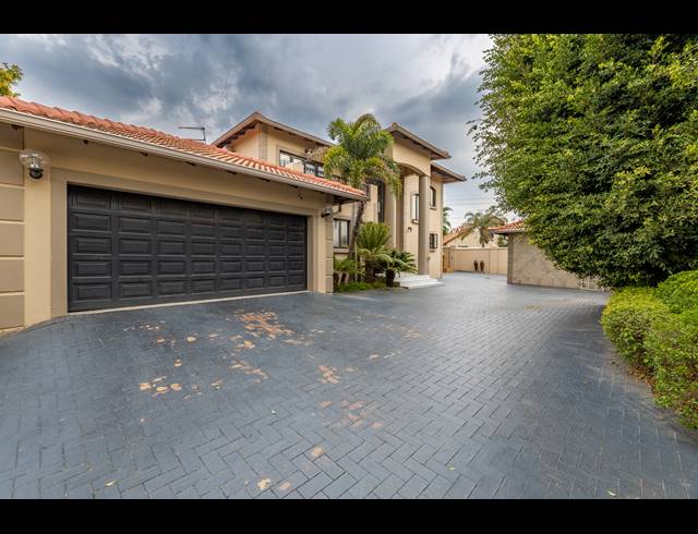 4 BEDROOM HOUSE FOR SALE IN BROADACRES